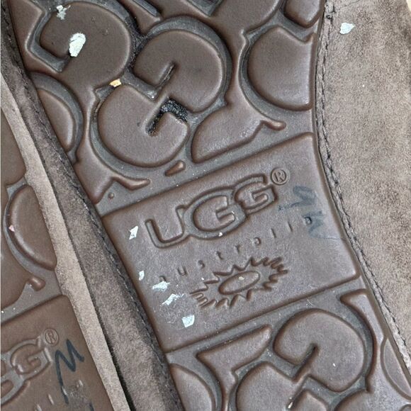 Ugg Australia Brown and Tan Slippers Women’s 8 - Picture 6 of 7